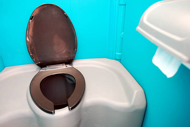 Best Portable bathroom rental  in Utqiagvik, AK